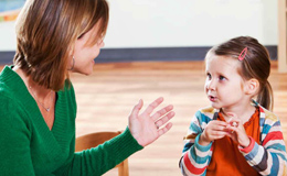 Как помочь ребенку освоить звуки родного языка